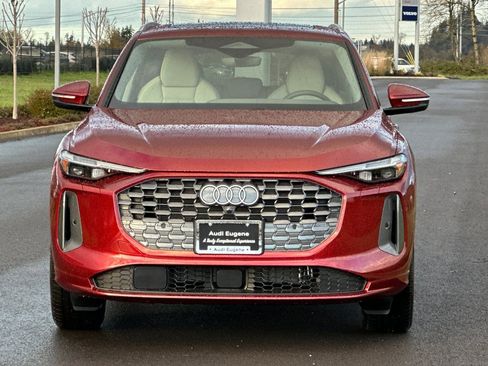 New 2025 Audi Q5 Prestige image 8