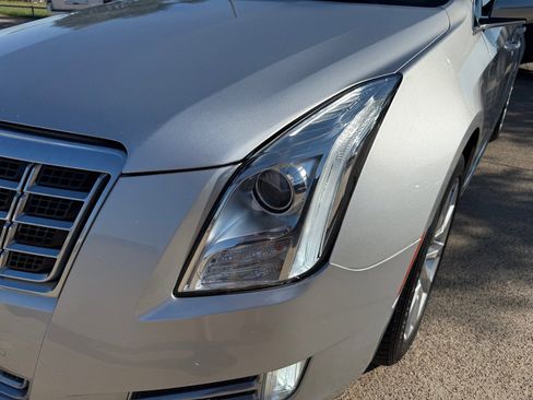Used 2015 Cadillac XTS Luxury image 9