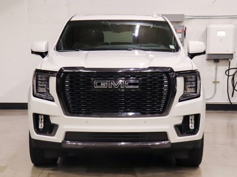 Used 2023 GMC Yukon Denali Ultimate image 8