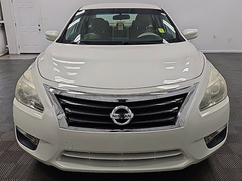 Used 2015 Nissan Altima 2.5 S w/ Power Driver Seat Package image 3
