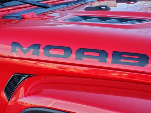 Used 2019 Jeep Wrangler Moab w/ Quick Order Package 24M Moab image 25