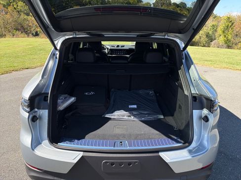 New 2026 Porsche Cayenne E-Hybrid image 17