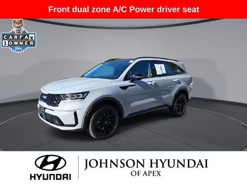Used 2023 Kia Sorento SX image 4