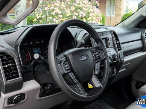 Used 2020 Ford F450 XL w/ Power Equipment Group image 16