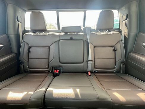 Used 2024 GMC Sierra 1500 Denali w/ Denali Reserve Package image 11