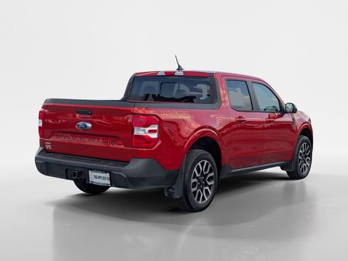Used 2024 Ford Maverick Lariat FWD image 4