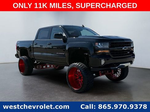 Used 2018 Chevrolet Silverado 1500 LT w/ All Star Edition AWD/4WD image 1