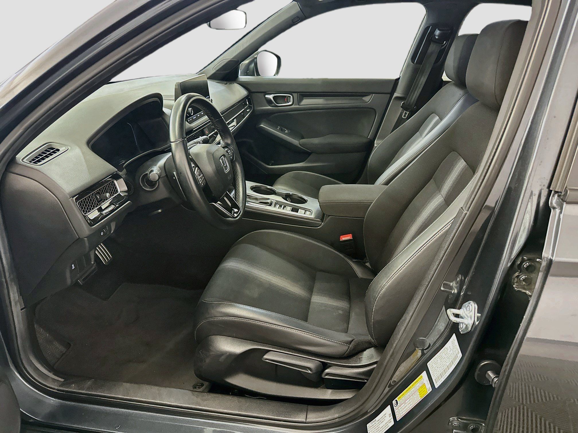 Used 2025 Honda Civic Sport image 13