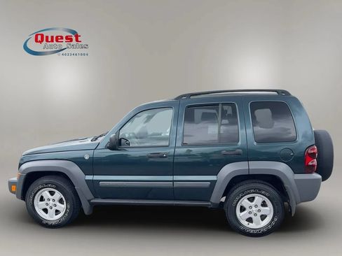 Used 2006 Jeep Liberty Sport AWD/4WD image 6