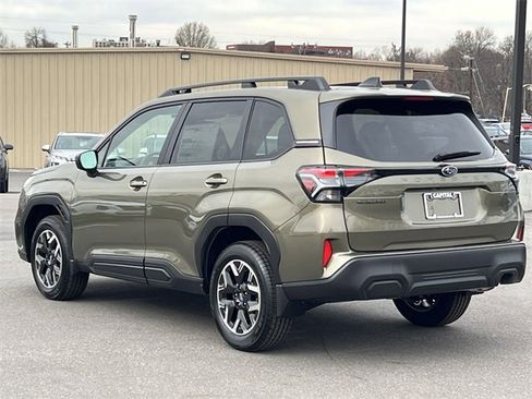 New 2025 Subaru Forester Premium image 34