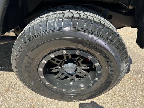 Used 2012 Jeep Wrangler Sahara AWD/4WD image 25