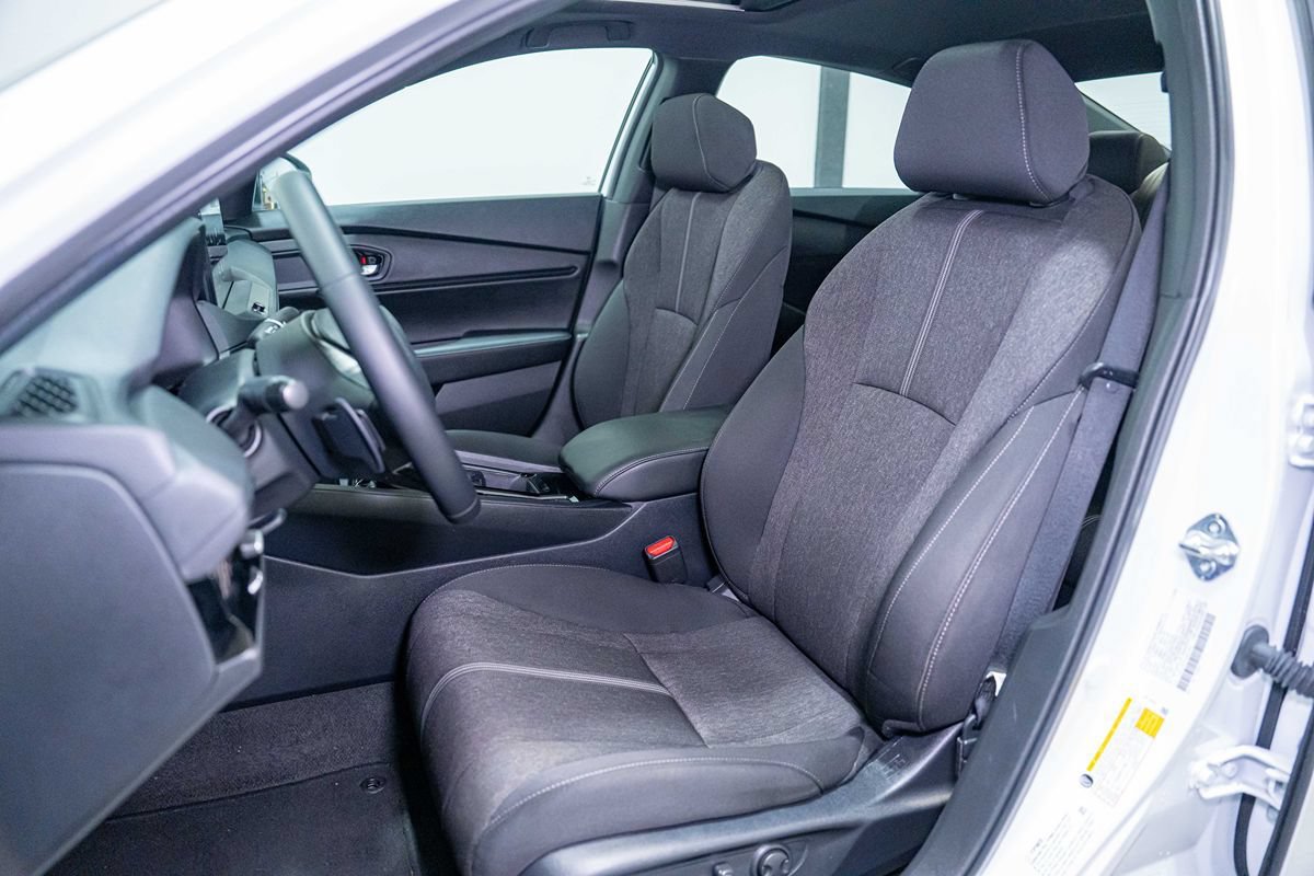 Used 2025 Honda Accord Sport image 13