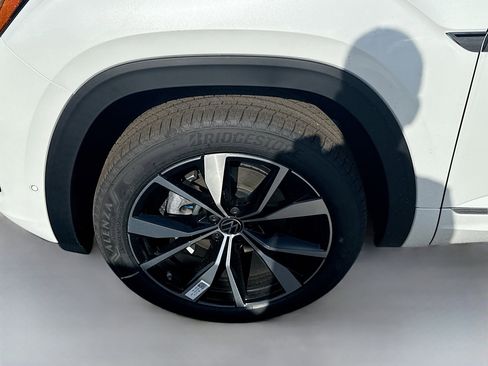 New 2026 Volkswagen Atlas Cross Sport SEL Premium R-Line AWD/4WD image 27