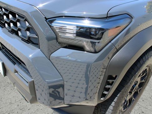 Certified 2026 Toyota 4Runner TRD Off-Road Premium w/ Tow Technology Package AWD/4WD image 11