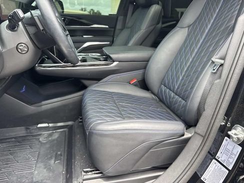 Used 2025 Cadillac Escalade IQ Sport 1 w/ Smart Trailering package AWD/4WD image 23