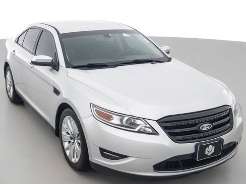 Used 2010 Ford Taurus Limited image 1