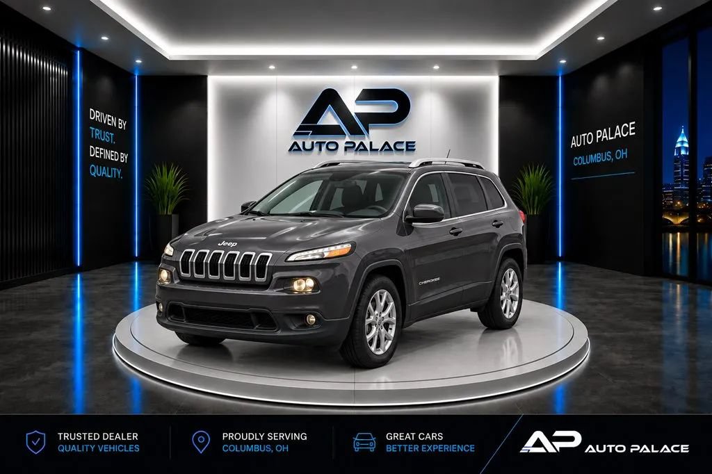 Used 2015 Jeep Cherokee Latitude w/ Comfort/Convenience Group FWD image 1