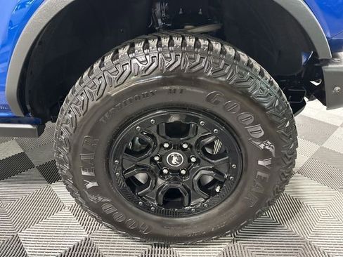 Used 2021 Ford Bronco First Edition image 9