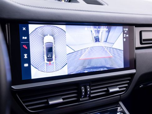 Certified 2022 Porsche Cayenne Turbo GT image 24