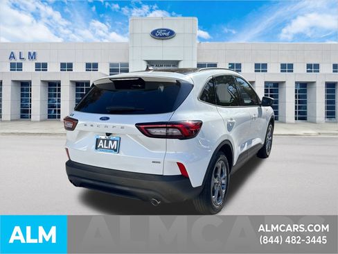Used 2025 Ford Escape ST-Line w/ Equipment Group 301A image 6