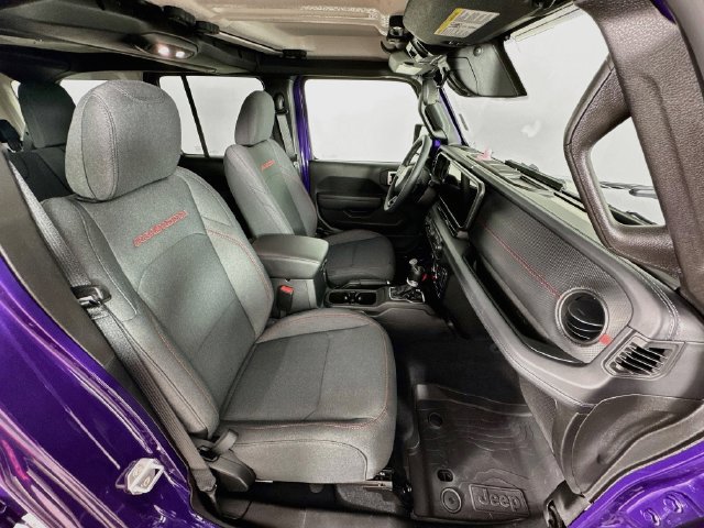 Used 2026 Jeep Wrangler Unlimited Rubicon w/ Safety Group AWD/4WD image 30