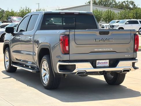 Used 2022 GMC Sierra 1500 SLT AWD/4WD image 6