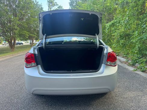Used 2014 Chevrolet Cruze LT FWD image 8