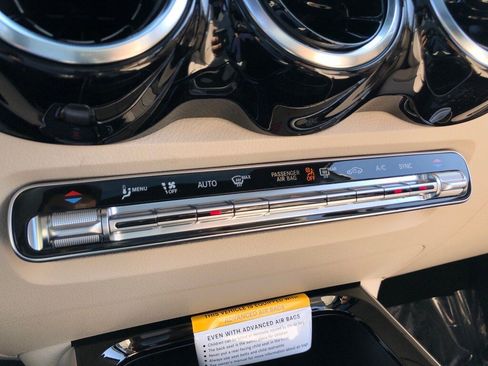 New 2026 Mercedes-Benz GLB 250 4MATIC image 26