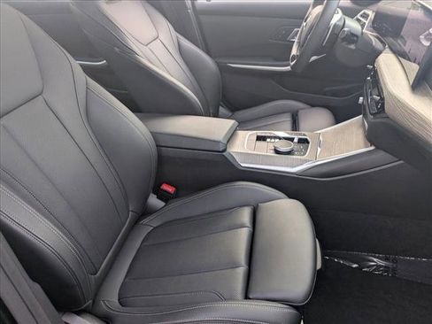 Used 2025 BMW 330i Sedan image 20