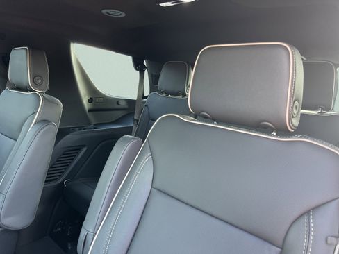 New 2026 GMC Yukon Elevation w/ LPO, Get Active Package image 12