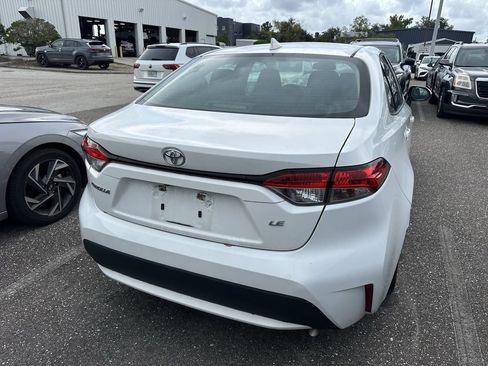 Used 2021 Toyota Corolla LE FWD image 7