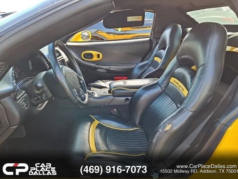 Used 2004 Chevrolet Corvette Convertible w/ Preferred Equipment Group RWD image 8