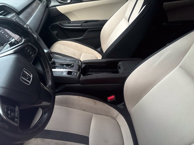 Used 2018 Honda Civic Sport image 10