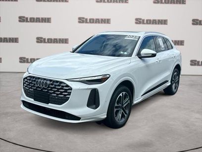 Certified 2025 Audi Q5 Premium w/ Convenience Package