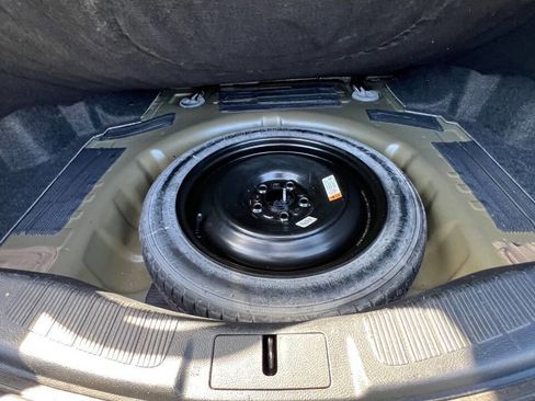 Used 2017 Ford Fusion SE image 29