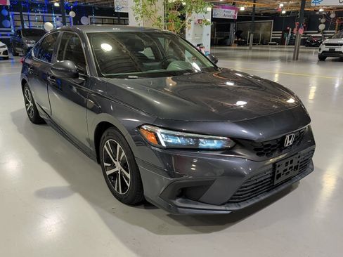 Used 2024 Honda Civic LX image 5