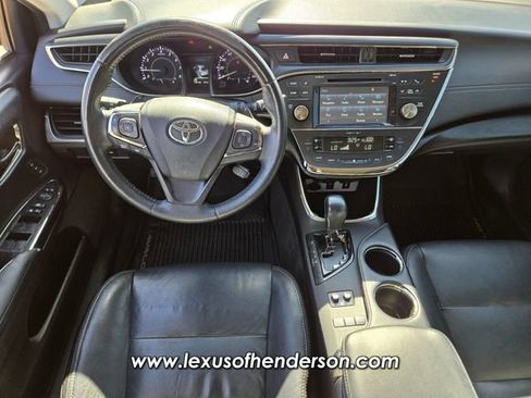 Used 2016 Toyota Avalon XLE Premium FWD image 14