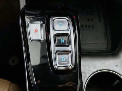 Used 2023 Hyundai Sonata Limited w/ Cargo Package FWD image 18