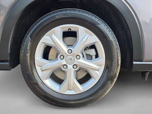 Used 2024 Honda HR-V LX image 9
