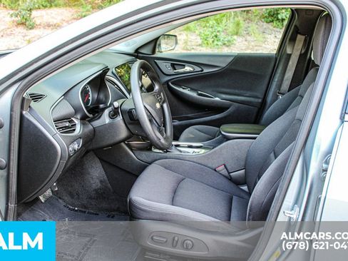 Used 2025 Chevrolet Malibu LT FWD image 16