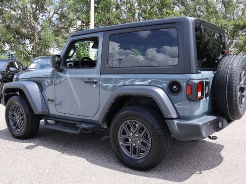 Used 2025 Jeep Wrangler Sport AWD/4WD image 5