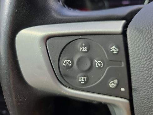 Used 2022 GMC Terrain SLT image 17