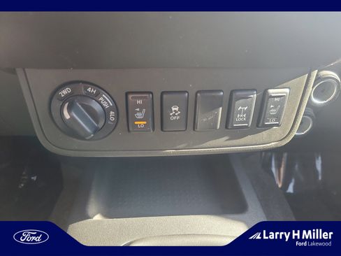 Used 2014 Nissan Xterra PRO-4X image 30