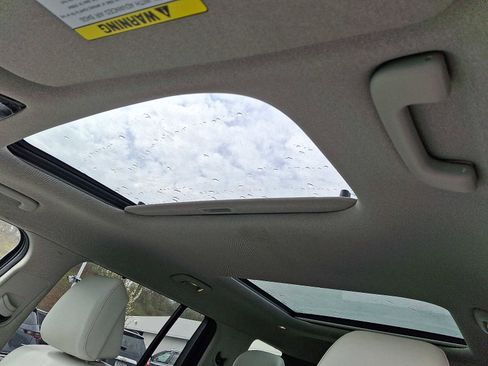 Used 2025 Hyundai Santa Fe Limited image 15