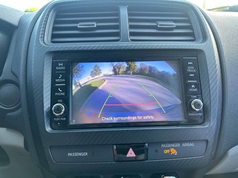 Used 2018 Mitsubishi Outlander Sport ES image 22