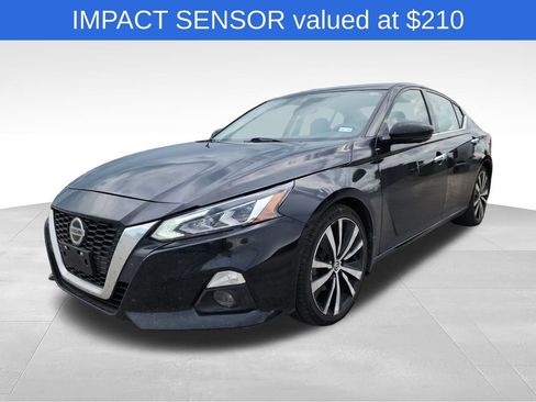 Used 2020 Nissan Altima 2.5 Platinum FWD image 4