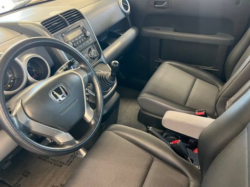 Used 2004 Honda Element EX image 11