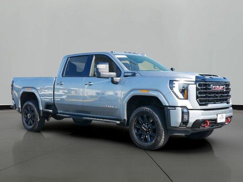 Used 2024 GMC Sierra 3500 AT4 w/ AT4 Premium Plus Package image 4