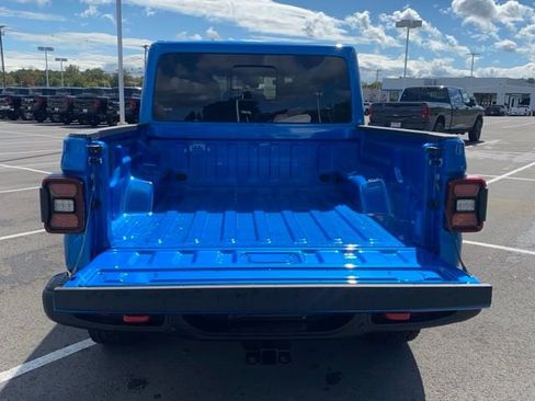 New 2025 Jeep Gladiator Rubicon image 7