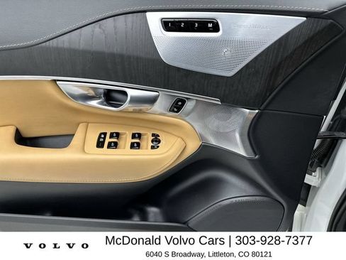 Certified 2025 Volvo XC90 T8 Ultra w/ Lounge Package AWD/4WD image 13